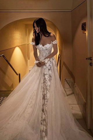 Elegant Sweetheart Off-Shoulder Appliques A Line Tulle Wedding Dress OK1981