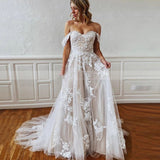 Gorgeous A-line Wedding Dress with Straps Sweetheart Lace Appliques Bridal Dress OKW92