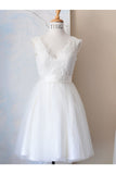 Elegant White Simple Lace V-neck Beach Wedding Dress W6