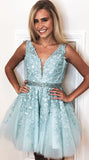 Cheap A-Line V-Neck Short Homecoming Dresses with Beading Appliques OKO3